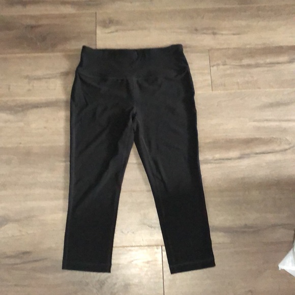 Athletic Works Capris’ - Picture 4 of 12
